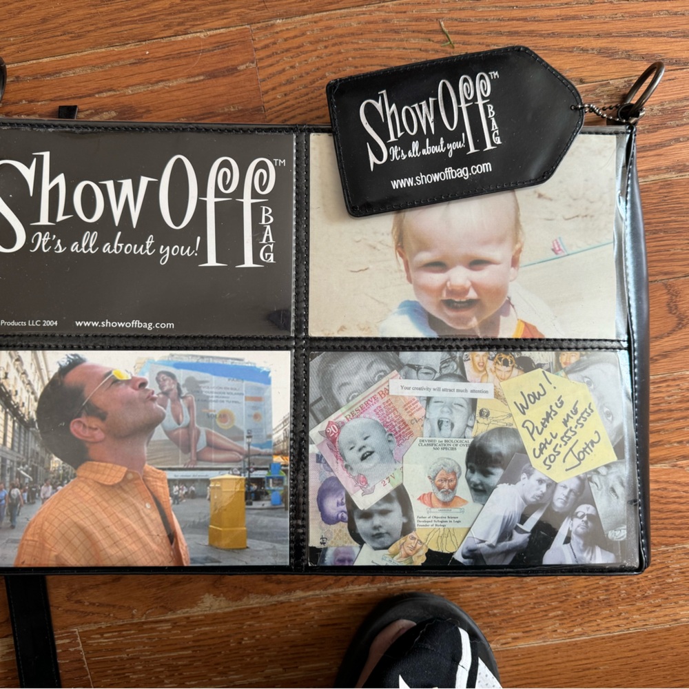Purse, show off, places to insert photos of kids, dog, family strap NWT, vintage
